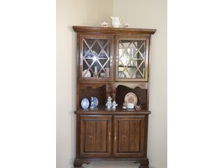 Property photo 11 - Ranch Style Home, Furniture, Appliances, Collectibles and more! - Real Estate & Personal Property Auction